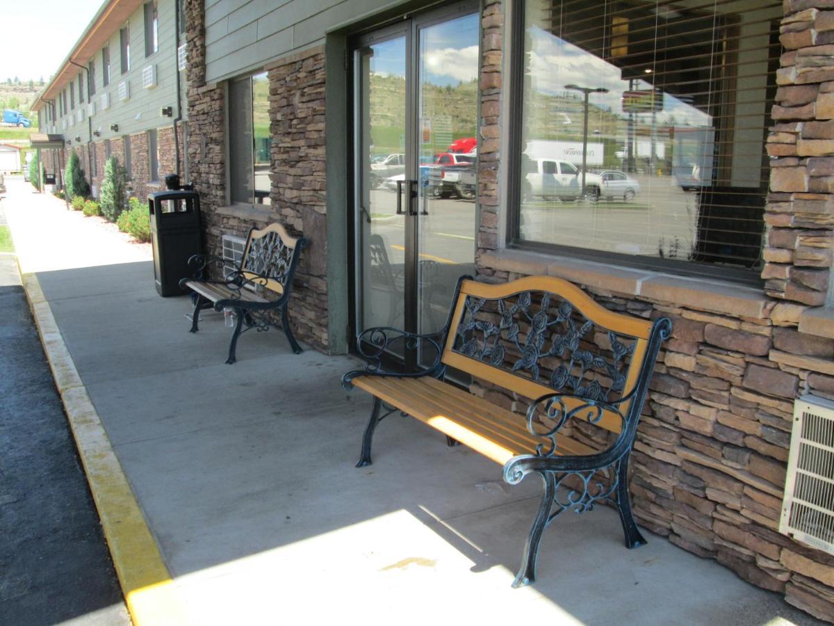 Super 8 By Wyndham Columbus Exterior foto