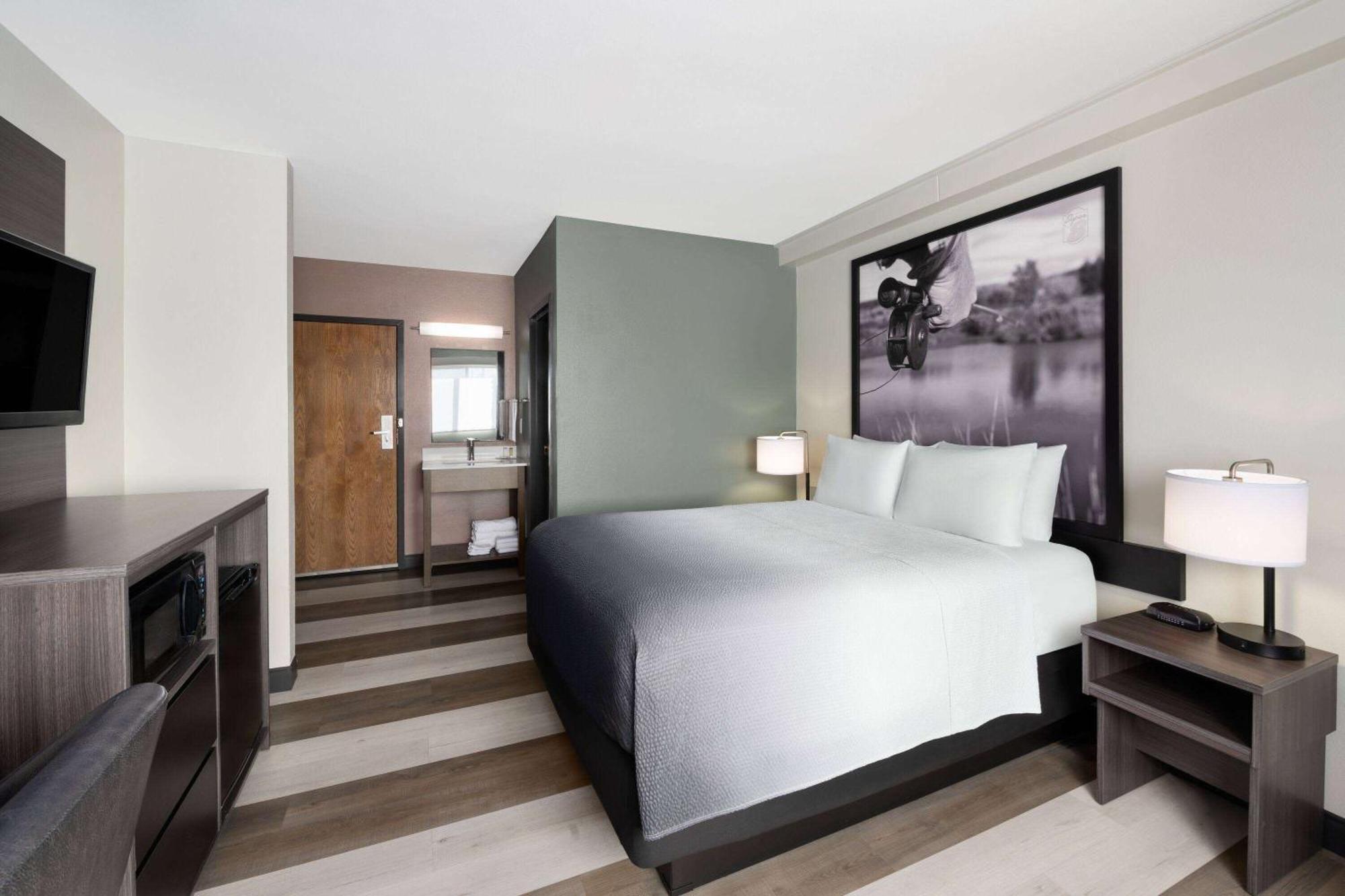 Super 8 By Wyndham Columbus Exterior foto